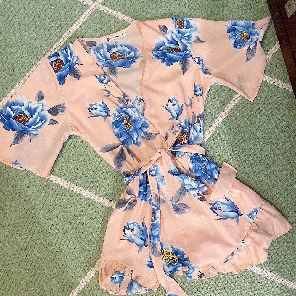 Impeccable Pig Peach Floral Ruffle Romper Size M